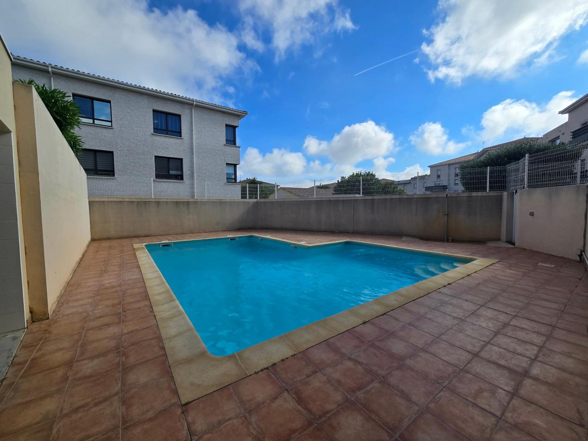 אגדה Appartement Dans Residence Avec Piscine מראה חיצוני תמונה